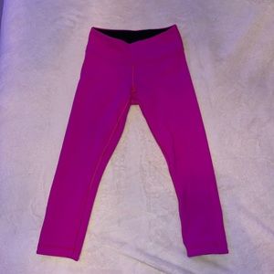 Lulu lemon size 4 reversible pink & black leggings